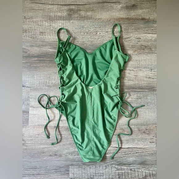 HOLLISTER One Piece Bathing Suit XL Olive Green Sage Lace Up Side Sexy Beach - Picture 5 of 7